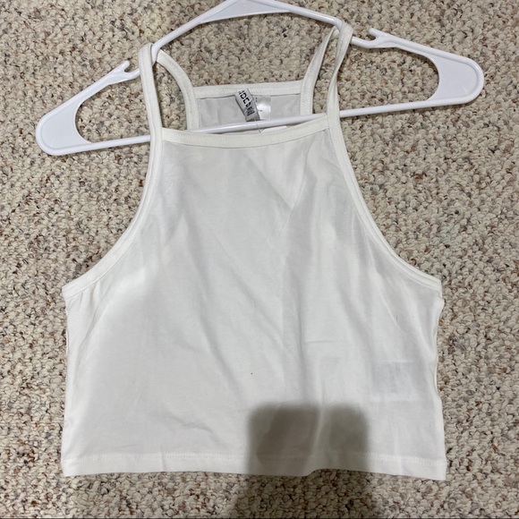 Crop top - Picture 4 of 4